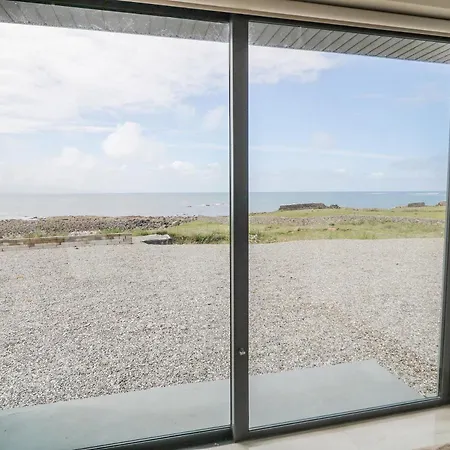 Whitehorse House * Dungloe