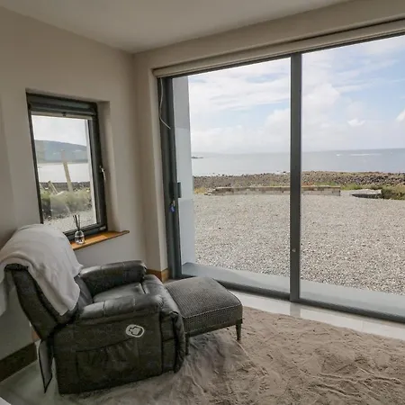 Whitehorse House Dungloe